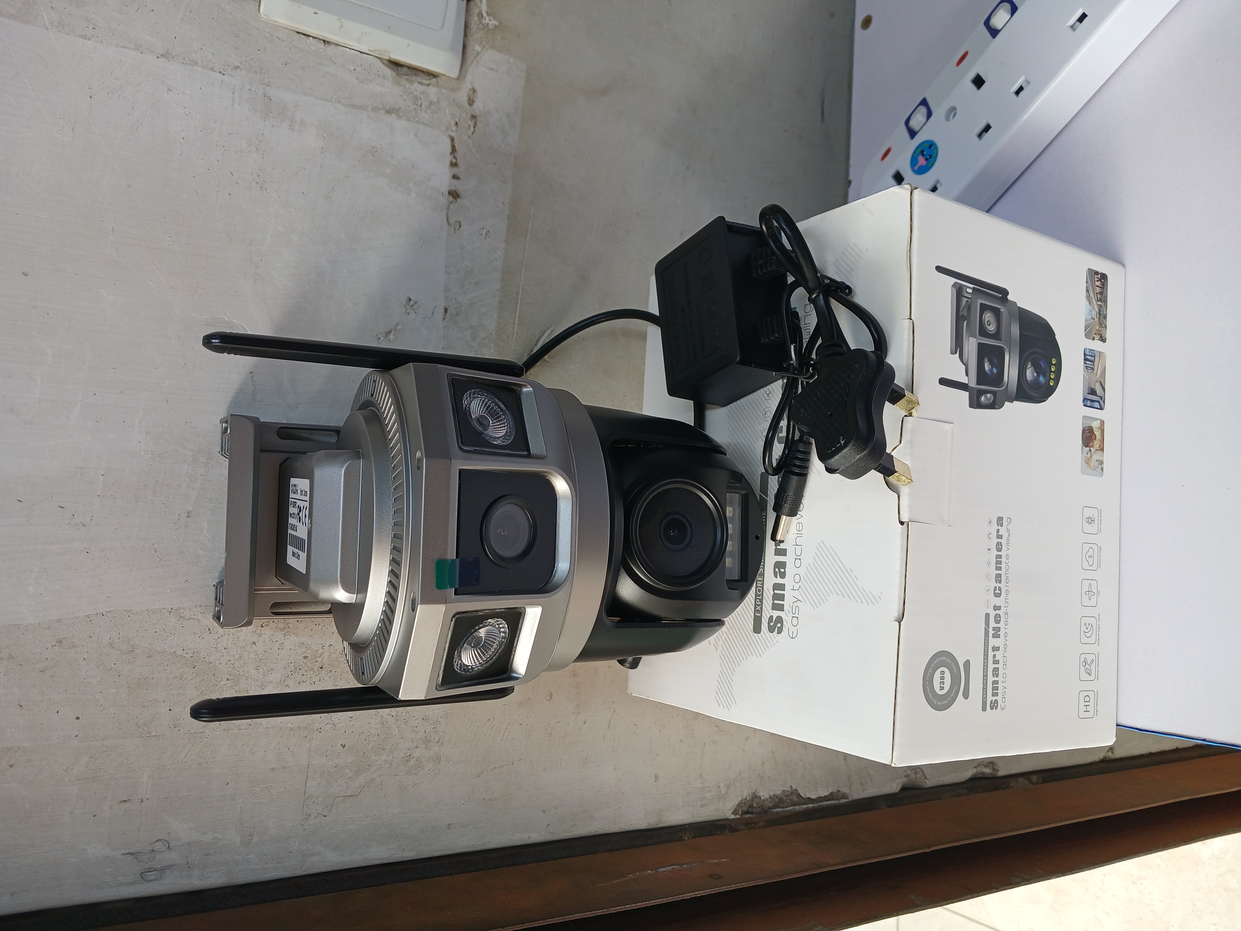 Dual Lens 4G Solar Powered CCTV Camera
